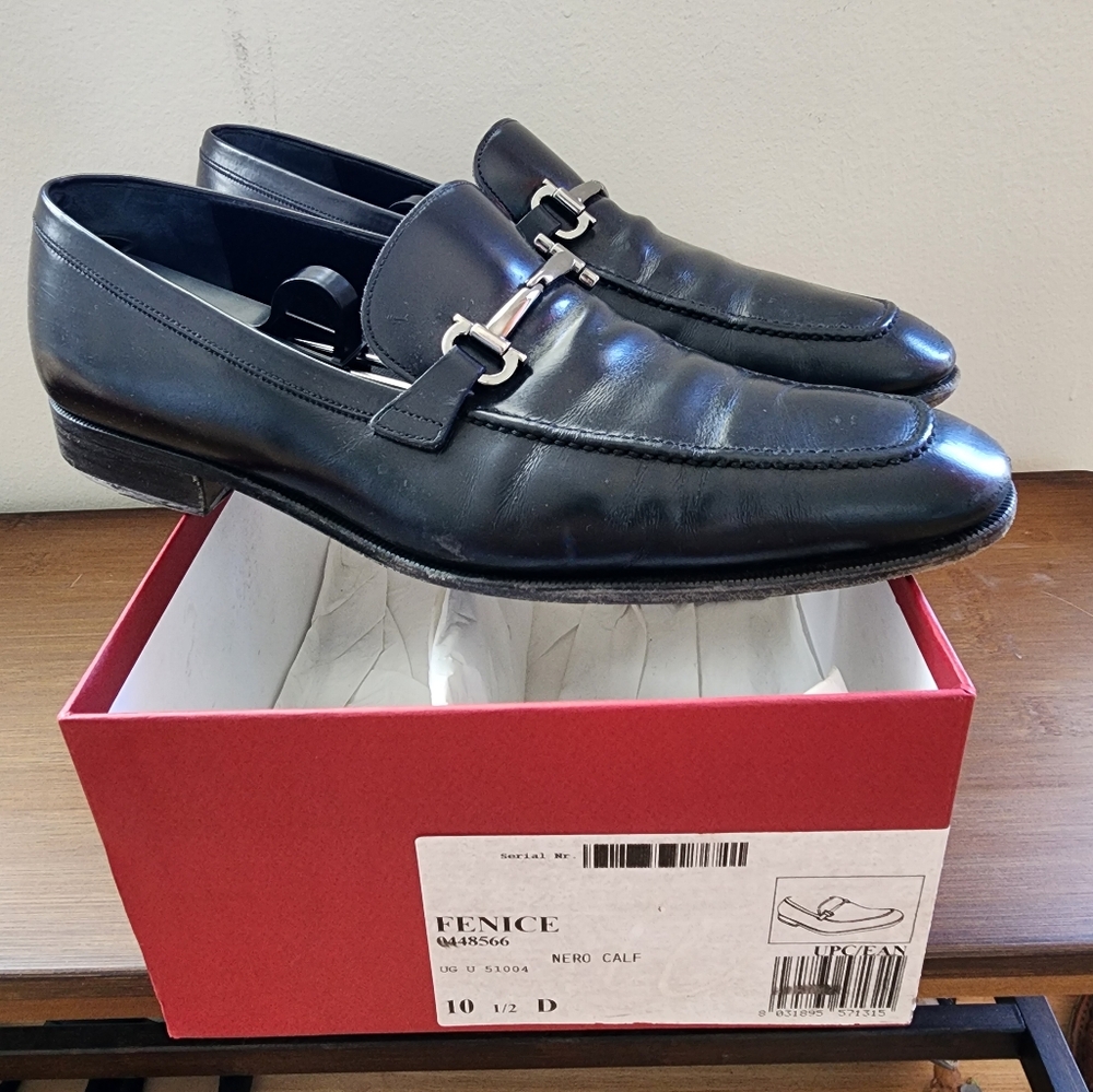 Ferragamo Fanice loafer leather size 10.5